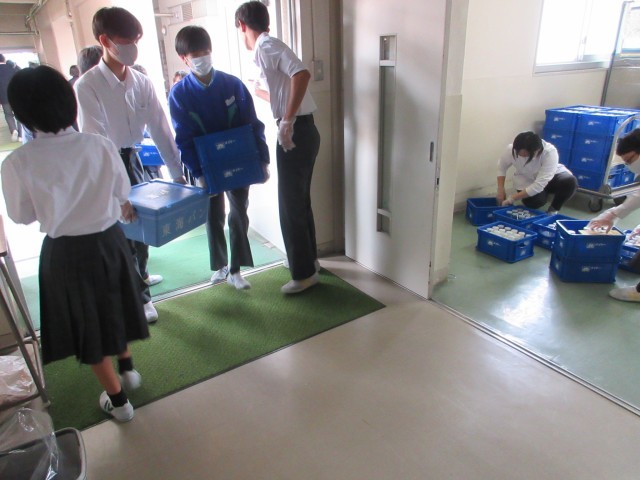 給食委員の活動